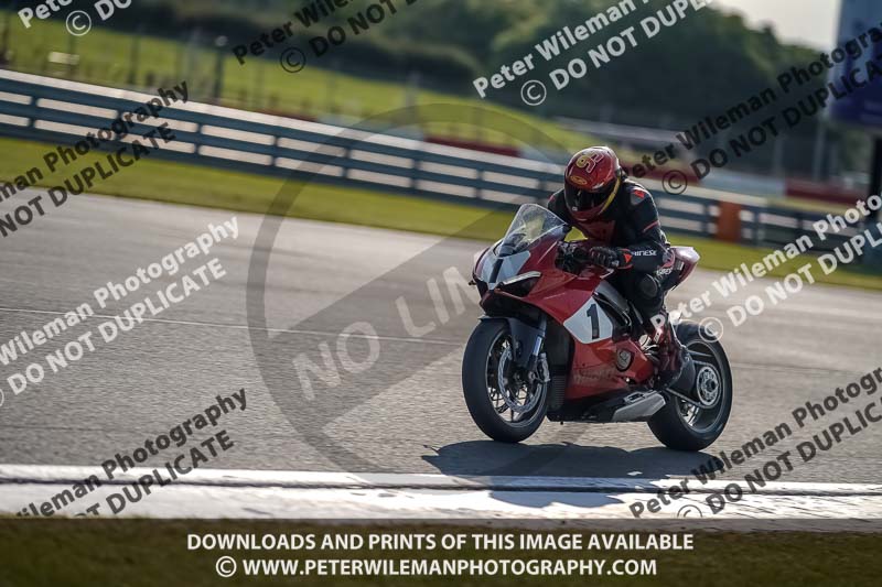 donington no limits trackday;donington park photographs;donington trackday photographs;no limits trackdays;peter wileman photography;trackday digital images;trackday photos